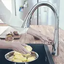 Grohe Zedra Смеситель для кухни, выдвижной, хром (32294002)