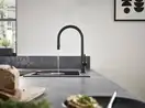 Смеситель для кухни Hansgrohe Talis M54 210 (цвет - чёрный матовый), с вытяжным душем (72801670) фото 3 Aquada.com.ua