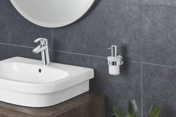 GROHE Дозатор для рідкого мила з тримачем Essentials Cube  (40756001) фото 6 Aquada.com.ua