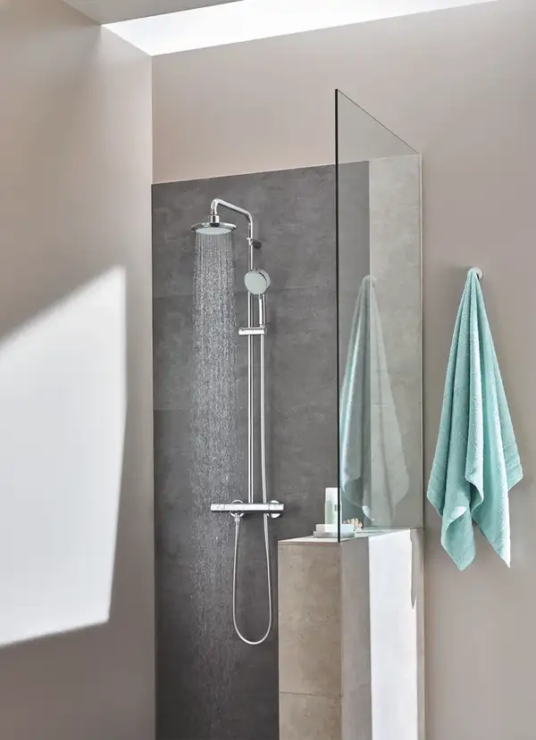Душова система з термостатом для душа Grohe New Tempesta Cosmop. System (27922000)