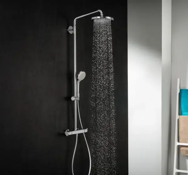 Душевая система с термостатом Hansgrohe Croma Showerpipe 220 1jet (цвет - хром) (27185000) фото 2 Aquada.com.ua