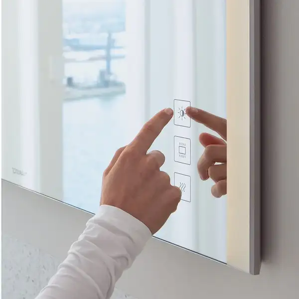 Зеркало с LED подсветкой Duravit XViu 122 х 4 х h80 см, версия "icon" (XV70440B1B1) фото 3 Aquada.com.ua