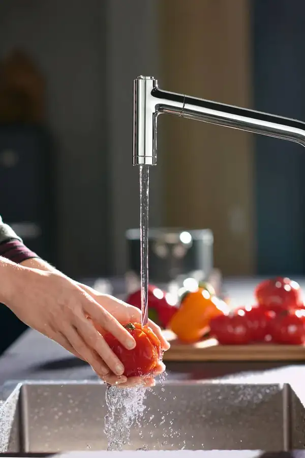 Встраиваемая кухонная мойка Hansgrohe S71 S711-F450 (цвет - нержавеющая сталь) 450 (43426800) фото 3 Aquada.com.ua