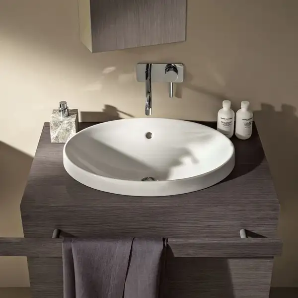 Geberit VARIFORM умывальник встраиваемый, овальной формы, 50*40см, с переливом, глазурованный снизу (500.709.01.2)