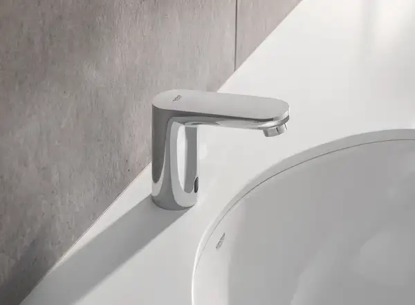 GROHE Раковина BAU CERAMIC (39423000) фото 2 Aquada.com.ua