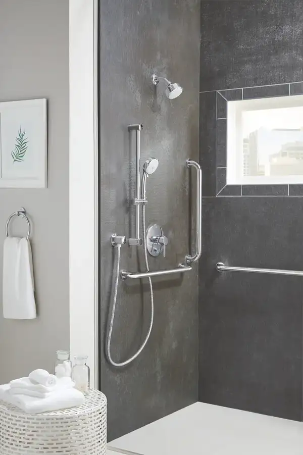 Поручень для ванної Grohe Essentials New (40421001)