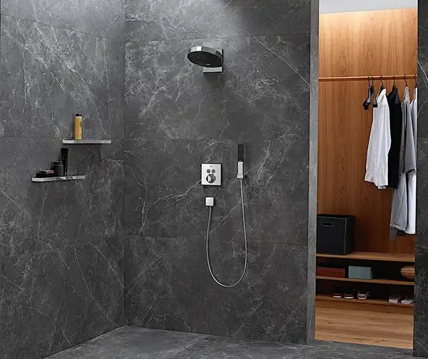 Лейка для душа "палочка" Hansgrohe Rainfinity (цвет - хром/чёрный), 1 вид струи (26866000) фото 4 Aquada.com.ua