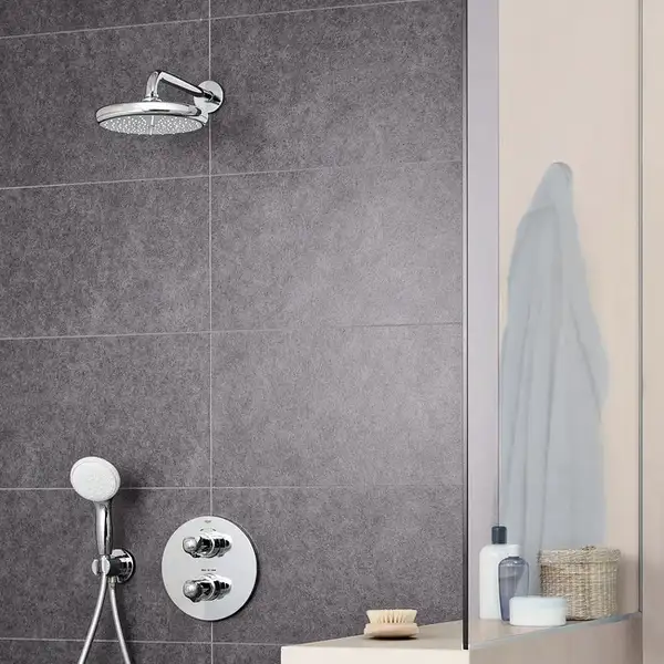 Верхній душ з настінним кронштейном Grohe New Tempesta Classic (26411000)
