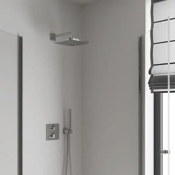 Верхній душ з настінним кронштейном Grohe Tempesta Cube (26687000)