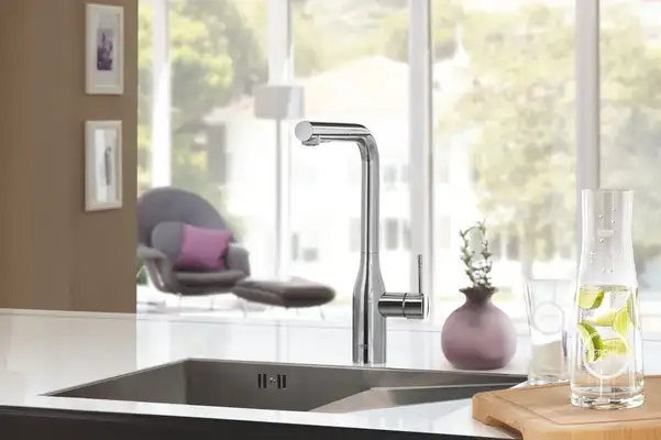Grohe Essence New Смеситель кухонный, хром (30270000)