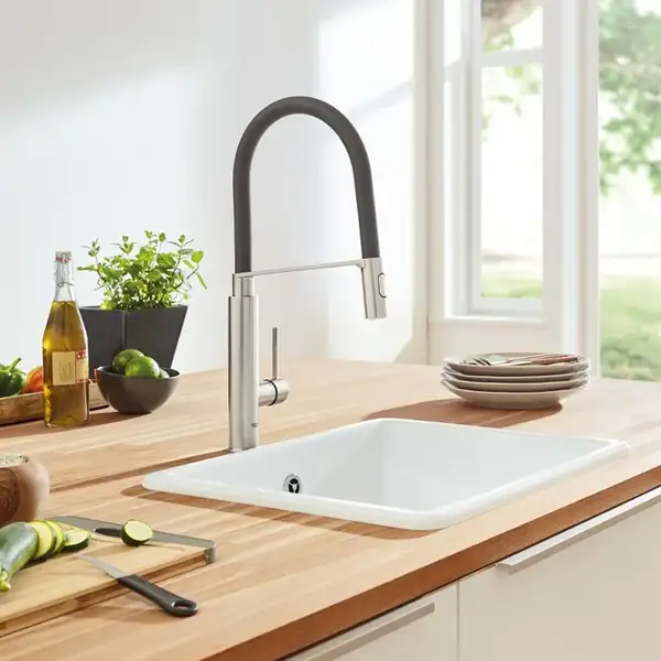 Змішувач для кухні з гнучким виливом Grohe Concetto new (31491000)