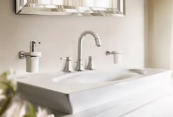 Змішувач для умивальника Grohe Grandera M-Size на 3 отвори, хром (20389000)