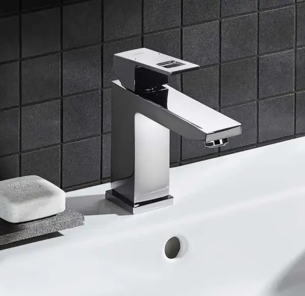 Grohe Eurocube Змішувач для раковини M-розміру, хром (23446000)