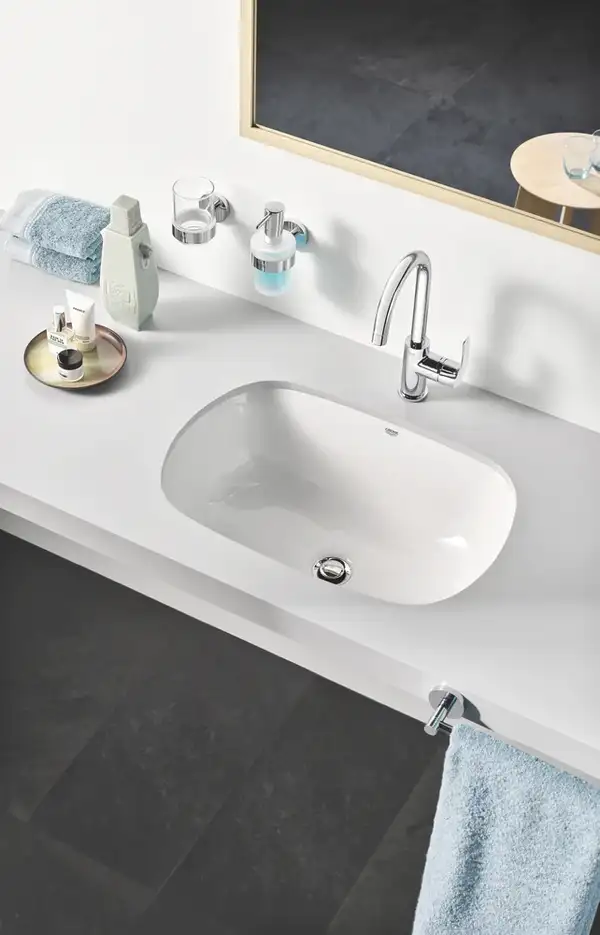 Змішувач для раковини L-розміру Grohe Eurosmart (23537002)