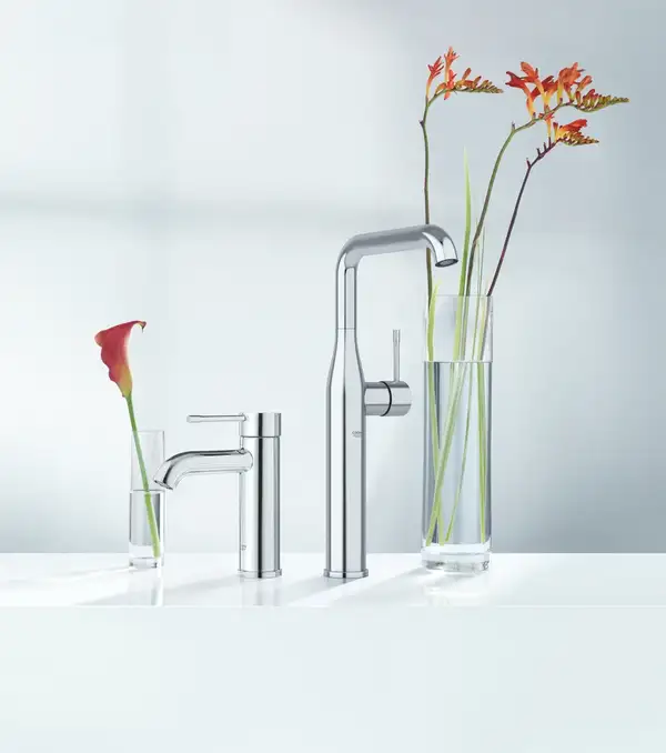 Змішувач для раковини S-розміру Grohe Essence New (23589001)