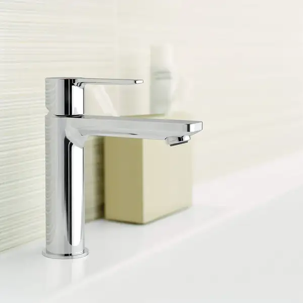 Смеситель однорычажный для раковины Grohe Lineare DN 15 S-Size (цвет - хром) с доным клапаном (32114001) фото 7 Aquada.com.ua