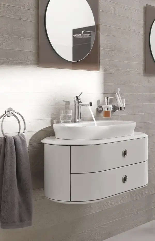 Grohe Essence New Змішувач для раковини S-розмір, хром (32898001)