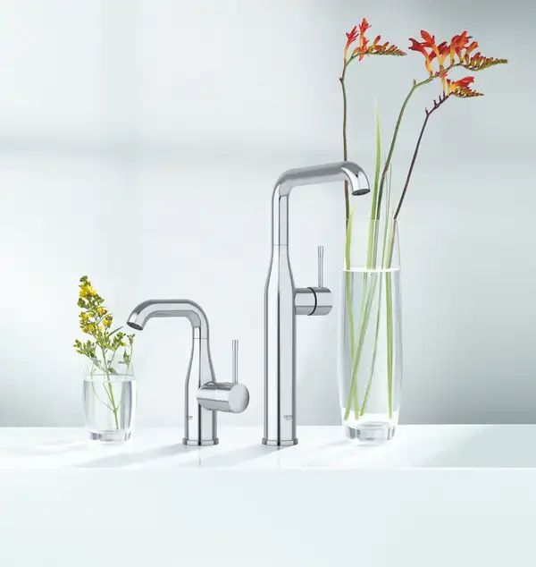 Змішувач на стільницю для раковини XL-розміру Grohe Essence New (32901001)