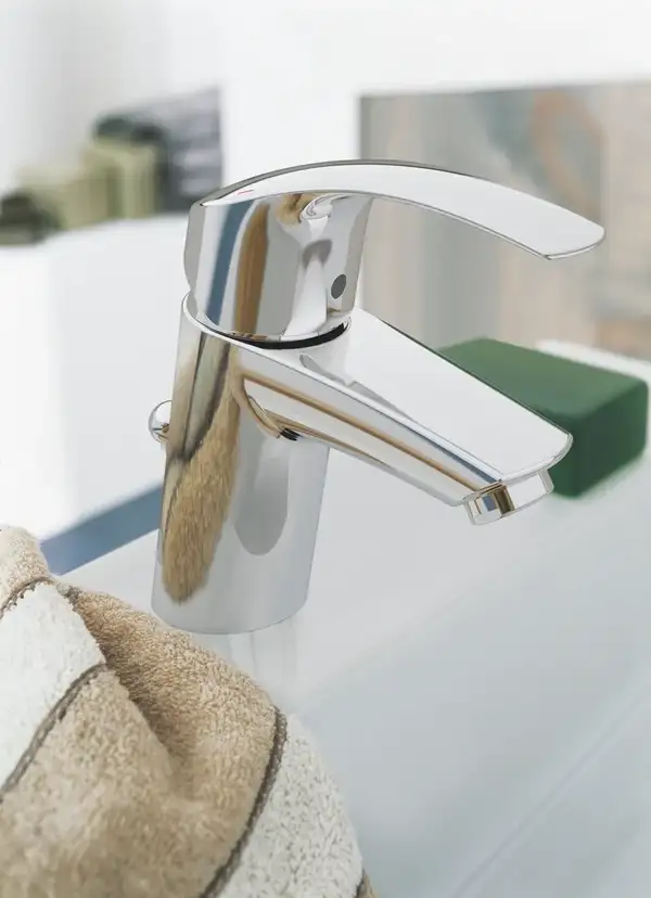 Змішувач для раковини S-розміру Grohe Eurosmart (33265002)