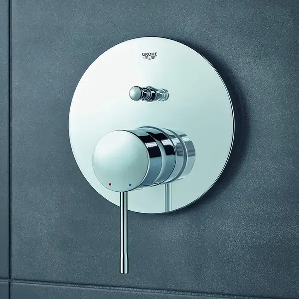 Смеситель для ванны/душа Grohe Essence (цвет - хром), с переключателем на 2 положения (24058001) фото 5 Aquada.com.ua