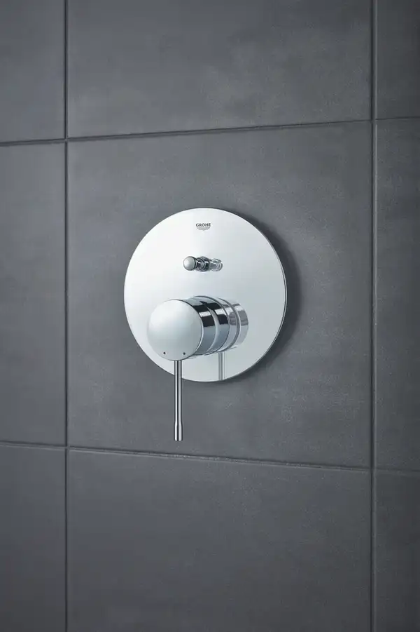 Grohe Essence New Смеситель скрытого монтажа, хром (24058001)