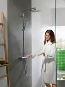 Душевая система с термостатом Hansgrohe Crometta E 240 1jet Showerpipe + cмеситель для раковины Hansgrohe Logis (27267000+71100000) фото 4 Aquada.com.ua