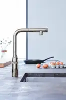 Змішувач для кухні з висувним виливом Grohe Essence SmartControl (31615DC0)
