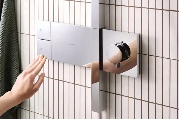 Hansgrohe Raindance Alive Q Душевая система, хром (24580000)