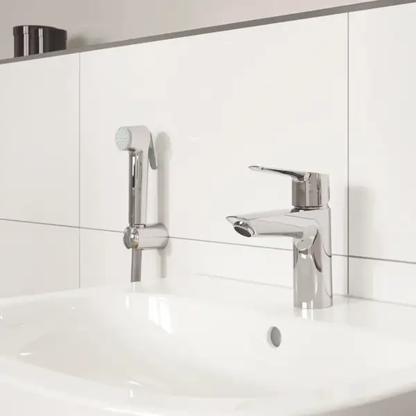 Grohe Eurosmart S-Size Смеситель для умывальника с гигиен. душем, хром (23123003)