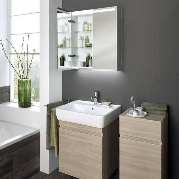 Зеркальный шкаф Geberit Option с подсветкой 90 х h70 х 15 см (500.583.00.1)