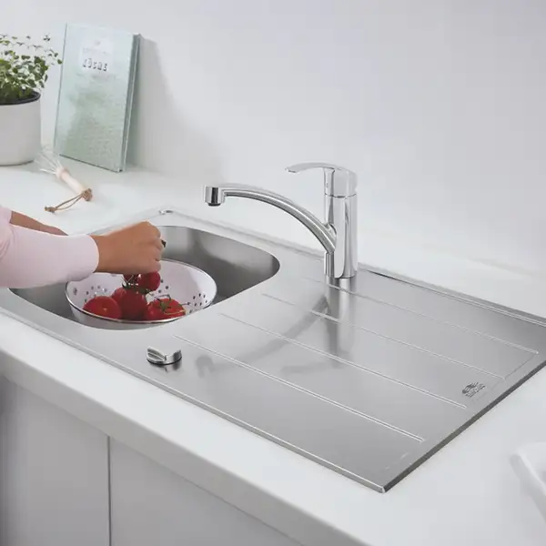 Комплект кухонної мийки і змішувача Grohe K200 (31565SD1)