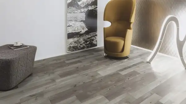 Ламінат K4364 RF Дуб Фарко Коло 8 мм, Kaindl (FBG57FRMK4364RF)