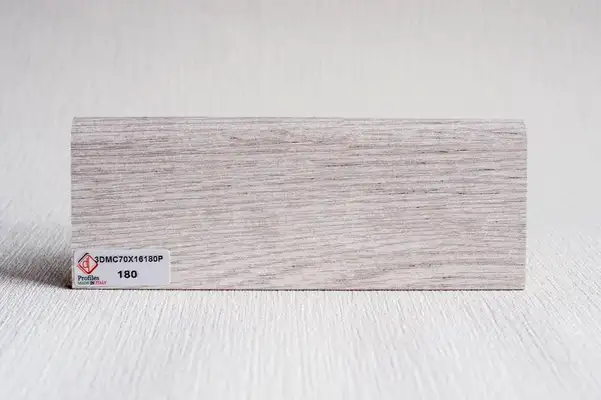 Плінтус 70x16x2400 з МДФ, з ефектом пор дерева 180, Lucciano, Італія (3DMC70X16180P)