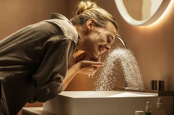 Раковина Hansgrohe Avalegra AquaUnit 58 х 47,5 х 10 см, без переливу, з функцією QuickClean+, із змішувачем, Chrome  22472000