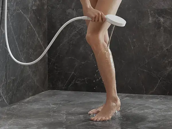 Лейка для душа Hansgrohe Rainfinity EcoSmart (цвет - белый матовый/чёрный), 3 вида струи (26865700) фото 4 Aquada.com.ua