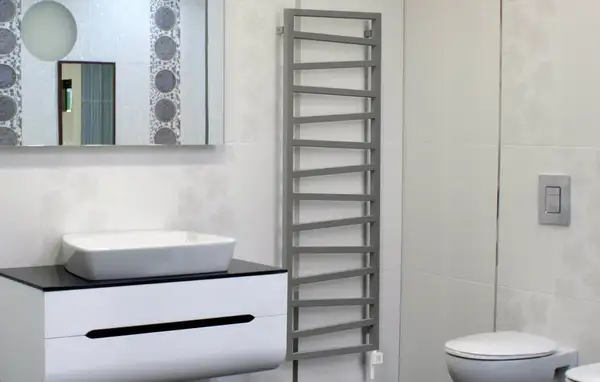 Электрический полотенцесушитель Terma ZigZag в комплекте с тэн 50 x 131h см, белый матовый (WLZIG131050/CR/ONE) фото 3 Aquada.com.ua