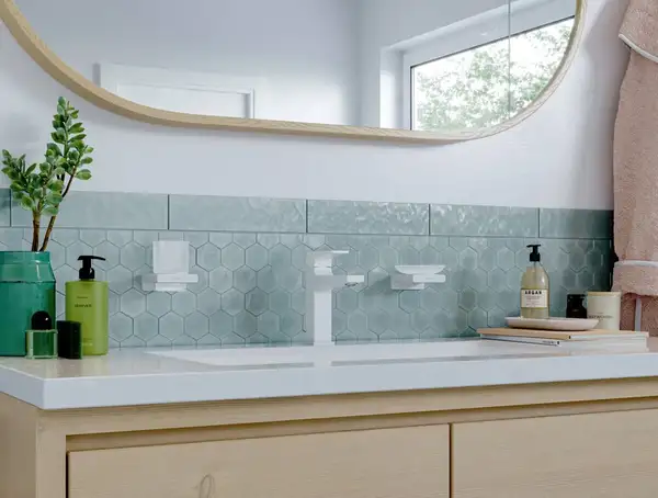 Стакан для жидкого мыла подвесной Hansgrohe AddStoris, белый матовый/стекло матовое (41749700) фото 2 Aquada.com.ua