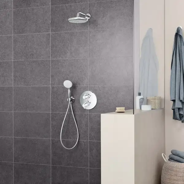 Верхній душ з настінним кронштейном Grohe Tempesta (260000) (26668000)