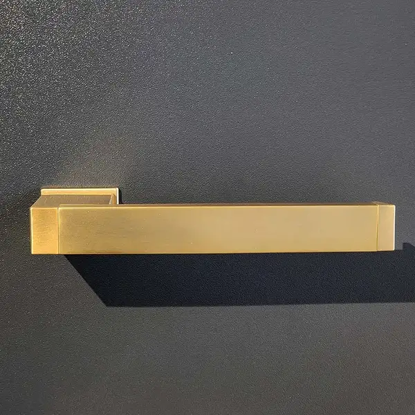 Утримувач туалетного паперу Sonia S-Cube Brushed Gold 157х24х61 мм, золото матове (182138)
