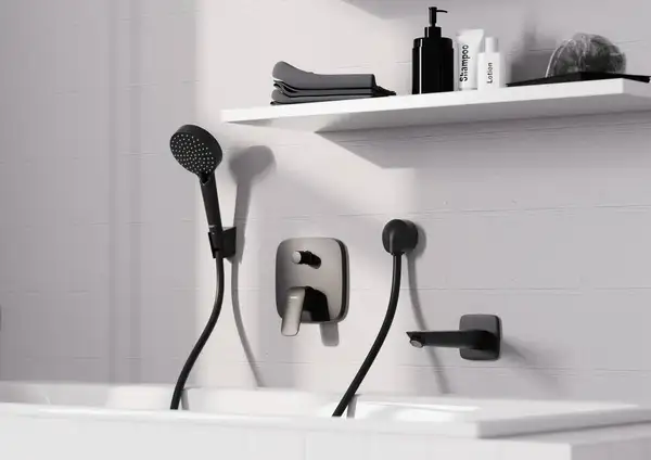 Вилив для ванни Hansgrohe Logis (колір - чорний матовий) 71410670