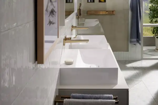 Термостат для скрытого монтажа на 5 потребителей Hansgrohe RainSelect (цвет - шлифованная бронза) 15384140