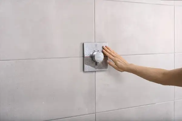Hansgrohe ShowerSelect Comfort E Термостат на 2 потребителя, хром (15572000)