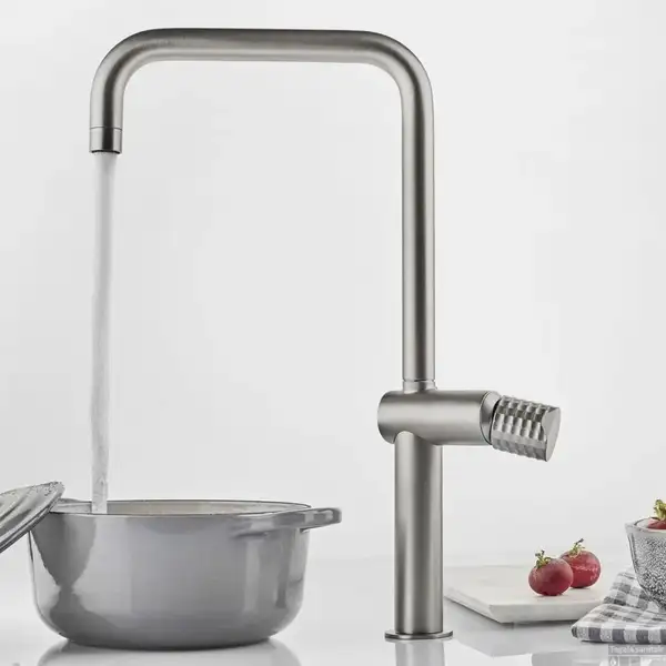 Змішувач для кухні GRB Aura Chrome 225, сталь полірована (75820753)