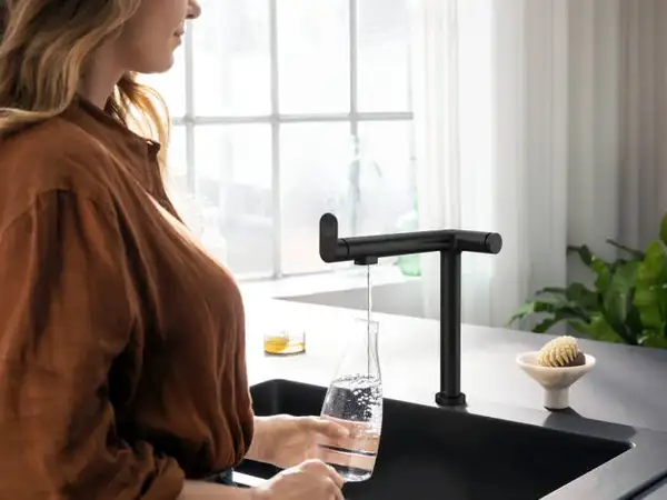 Hansgrohe Aqittura M91 Змішувач для кухні, чорний (76804670)