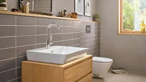 Hansgrohe Rebris E Змішувач для раковини високий, хром (72576000)