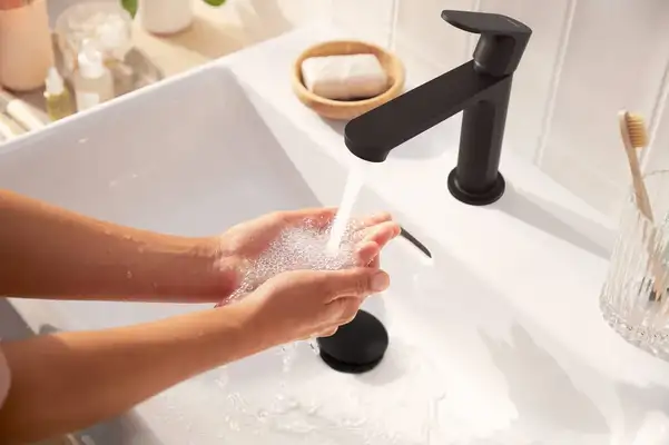 Hansgrohe Rebris S Змішувач для раковини, чорний матовий (72588670)