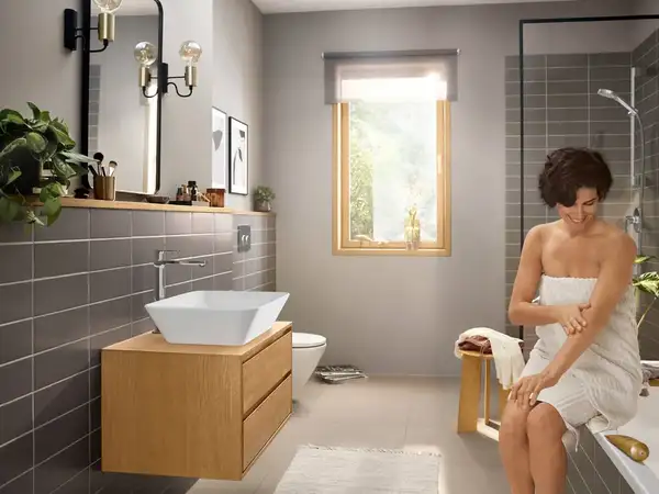 HANSGROHE Rebris E Змішувач для раковини високий, хром (72591000)