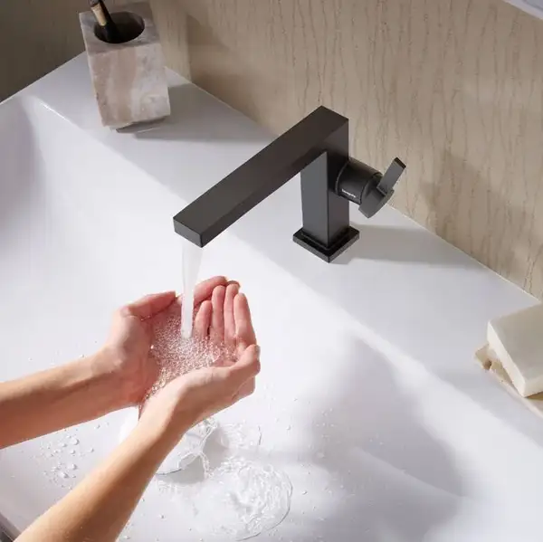 HANSGROHE Tecturis E 110 Fine Змішувач для раковини, чорний матовий (73020670)