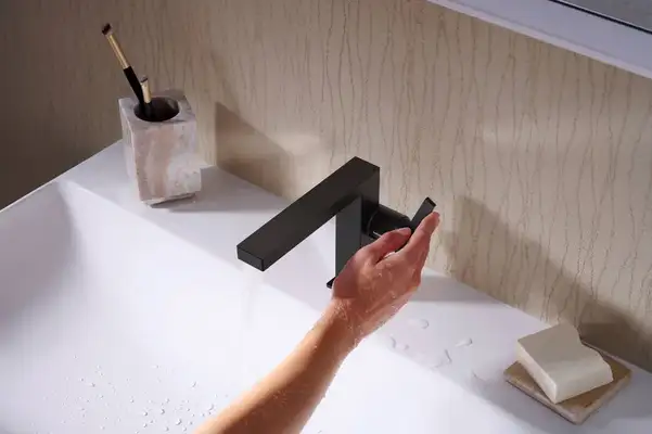 Змішувач для раковини 110 Fine CoolStart EcoSmart+ Hansgrohe Tecturis E (колір - чорний матовий) без донного клапана 73021670
