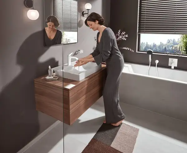 Смеситель для раковины Hansgrohe Vivenis (цвет - белый матовый), с донным клапаном (75020700) фото 3 Aquada.com.ua